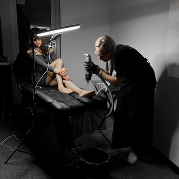 Unieke technologie voor twee-fasen tattoo-verwijdering