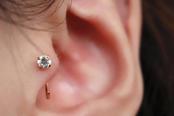 tragus piercing verzorgen